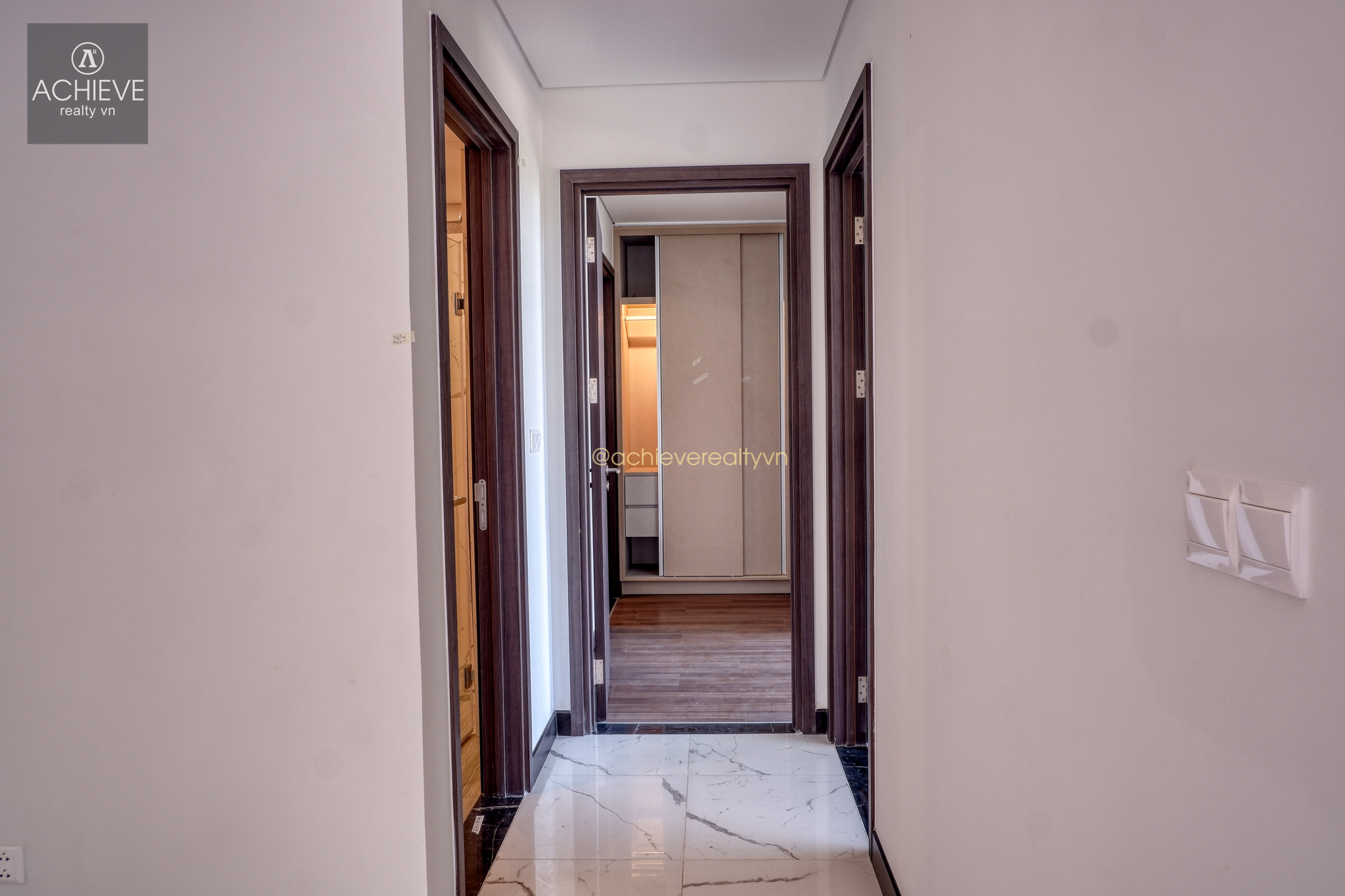 Cho thuê căn hộ Empire City tháp Linden Residences 2 phòng ngủ nội thất cơ bản 93.2m2 T2B.X.05 EC039