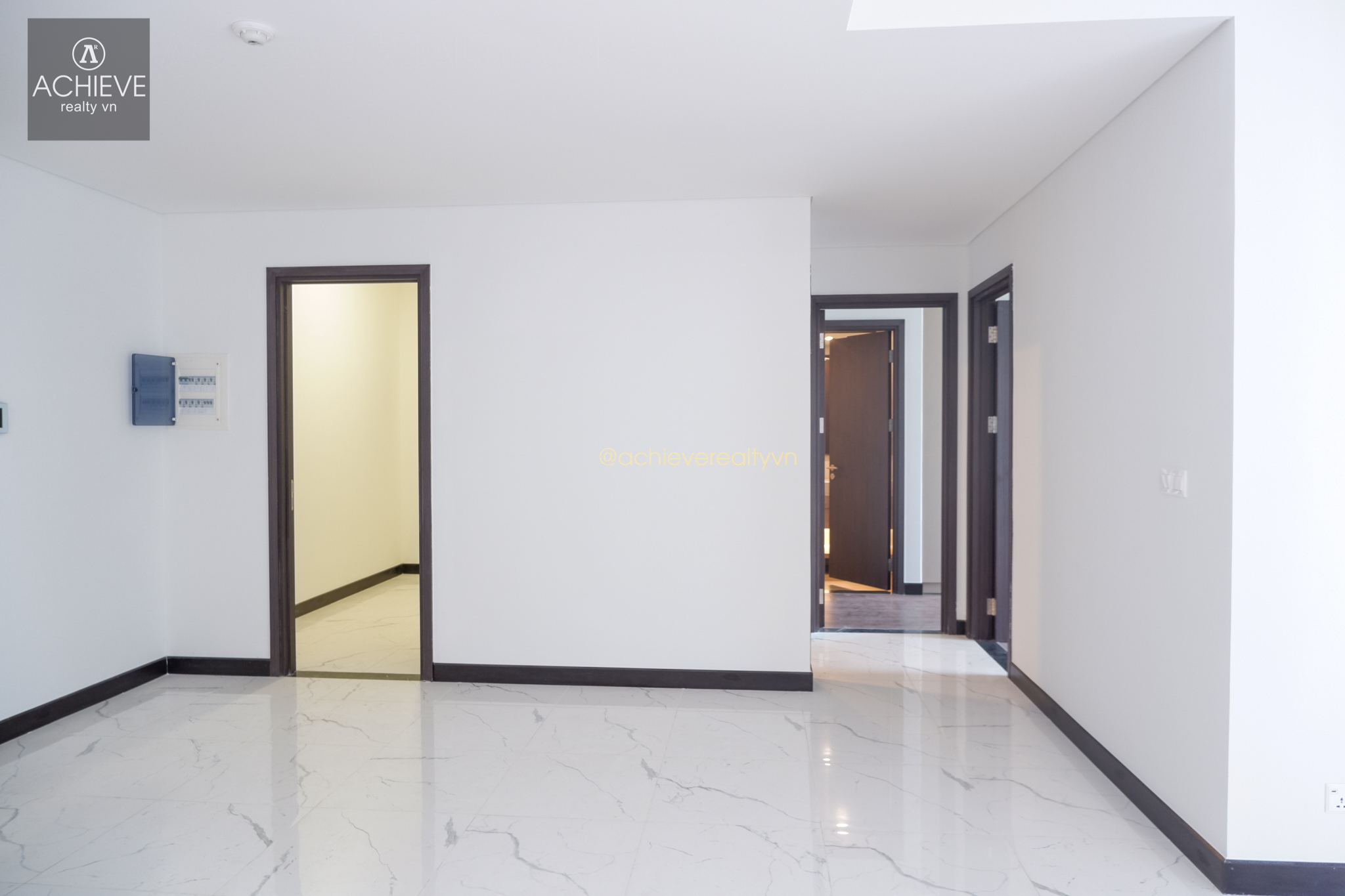 Cho thuê căn hộ Empire City tháp Linden Residences 3 phòng ngủ nội thất cơ bản 148.7m2 T2A.X.05 EC042