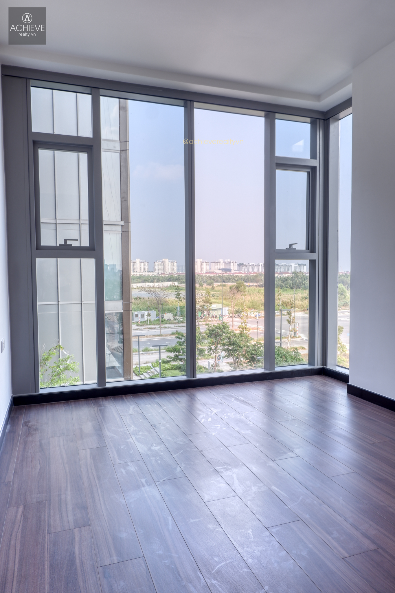 Cho thuê căn hộ Empire City tháp Linden Residences 2 phòng ngủ nội thất cơ bản 93.2m2 T1A.X.03 EC044