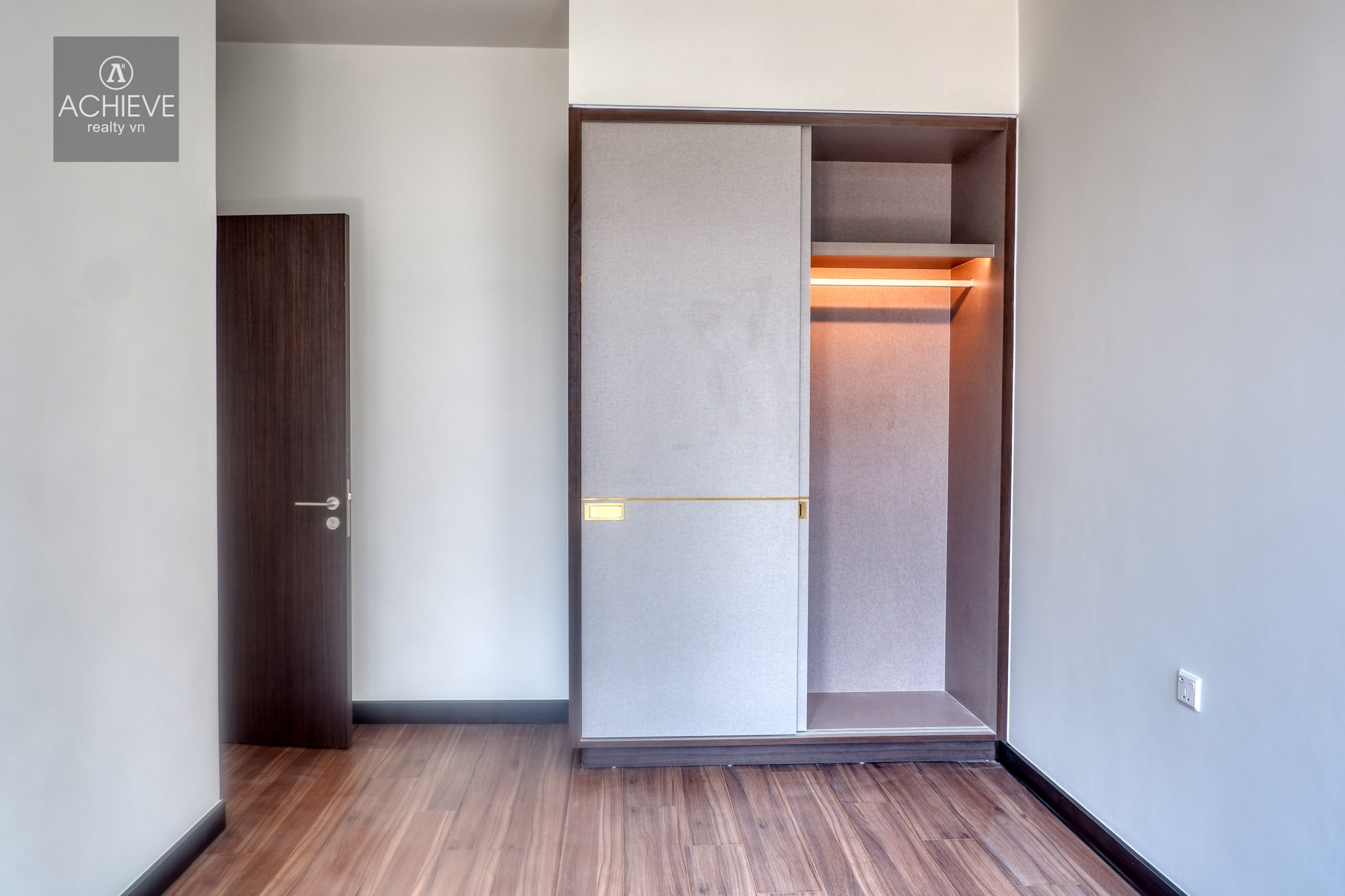 Cho thuê căn hộ Empire City tháp Tilia Residences 3 phòng ngủ nội thất cơ bản 126.27 m2 T2D.0x.03 EC056