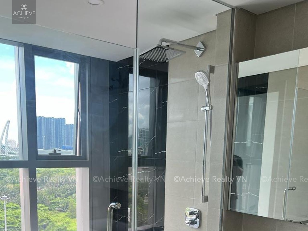 Bán căn hộ 3 phòng ngủ Empire City | Nội thất cơ bản | View sông