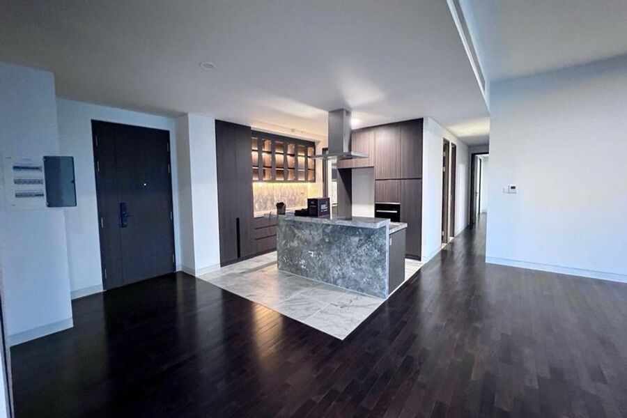 For Rent: 4-Bedroom Apartment at Cove Residences | Empire City | 212sqm