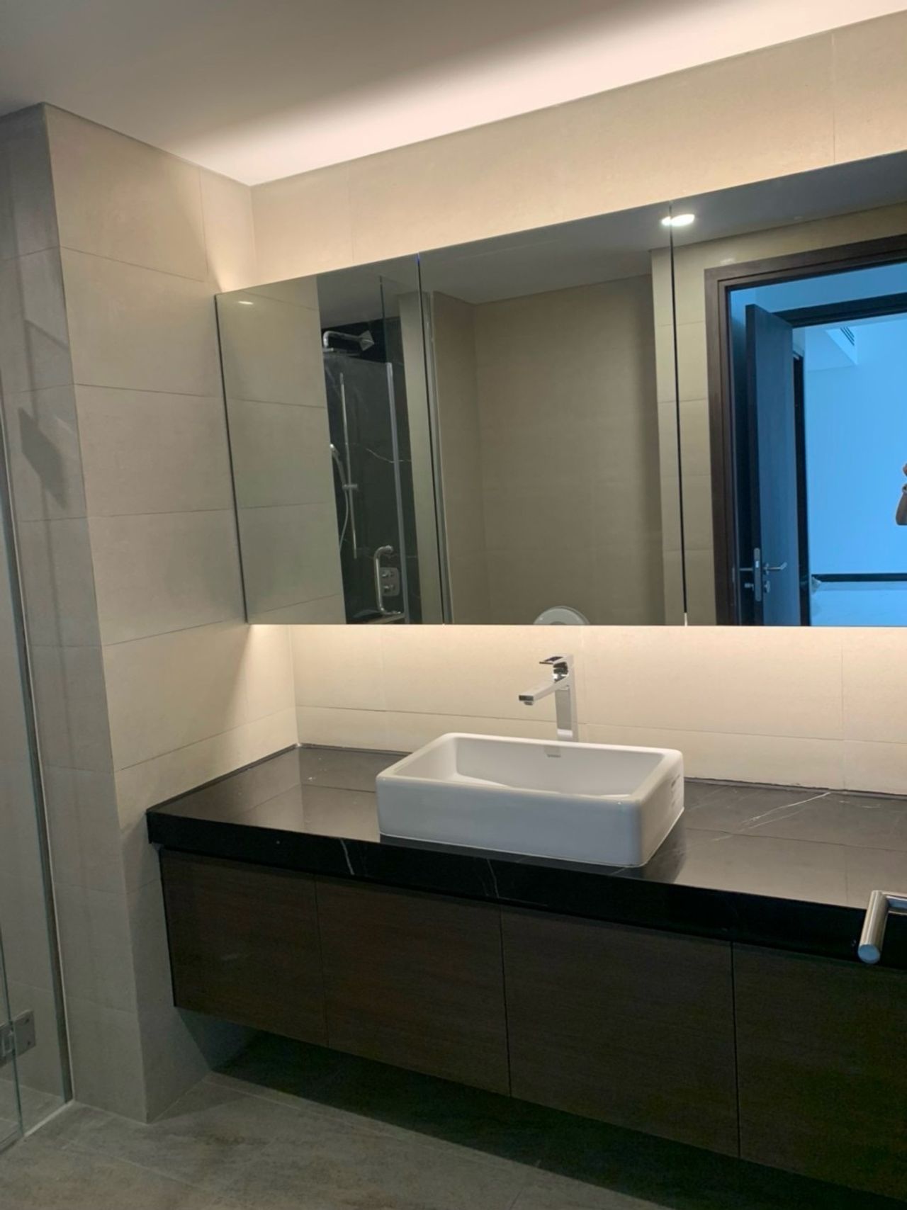 Cho thuê căn hộ 2 phòng ngủ Tilia Residence | Empire City | 98m2 | Nội thất cơ bản