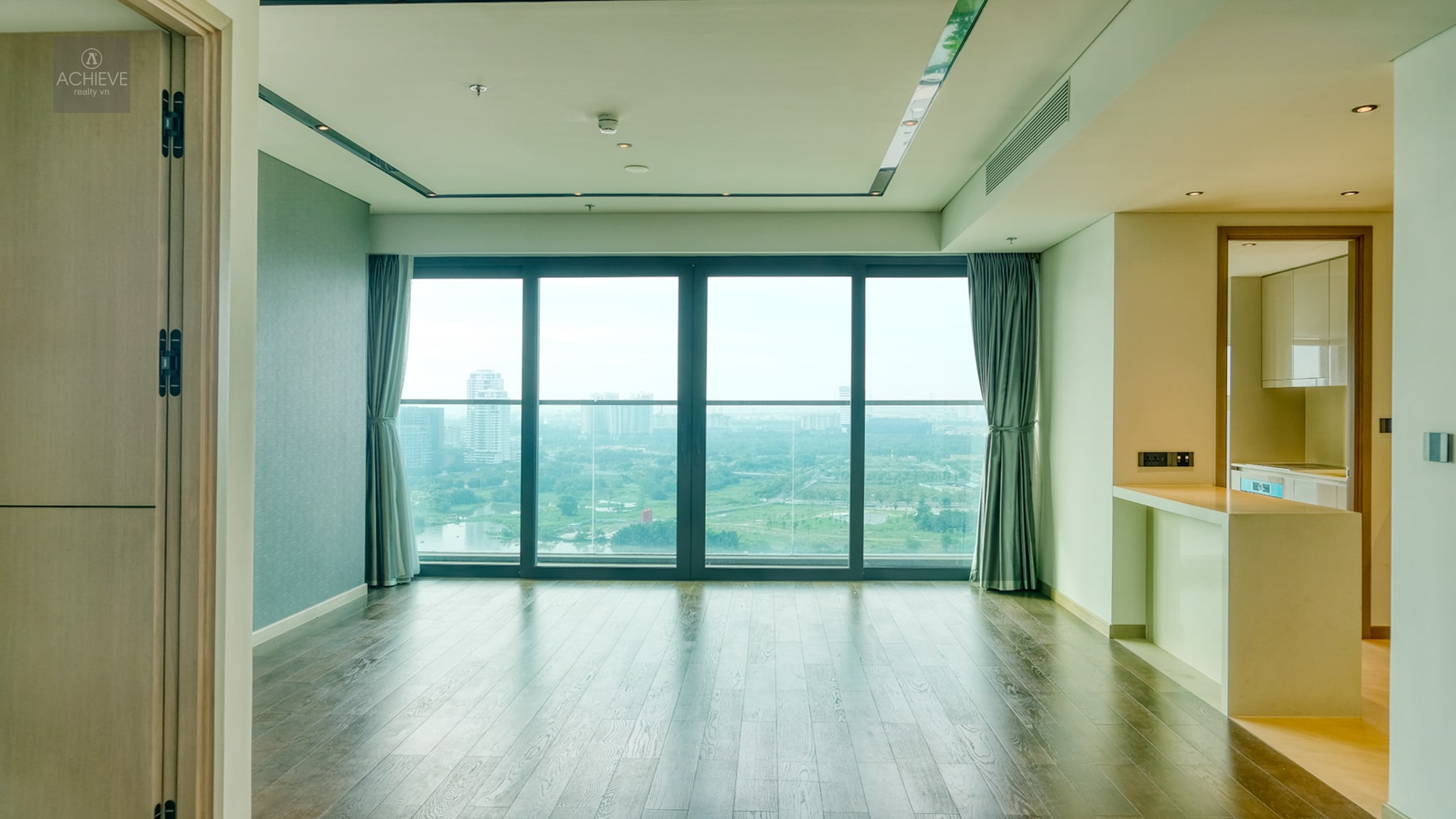 3 Bedroom Apartment For Rent Lake Tower – Grand Marina Saigon | Q648816
