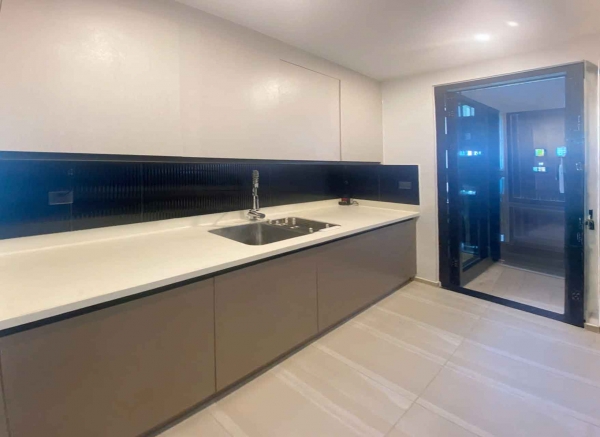 2-Bedroom Apartment for Sale at d'Edge Thao Dien (93m²) — Tenant in Place Until September
