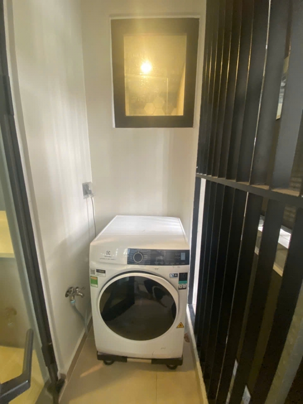 2-Bedroom Apartment for Sale at d'Edge Thao Dien (93m²) — Tenant in Place Until September